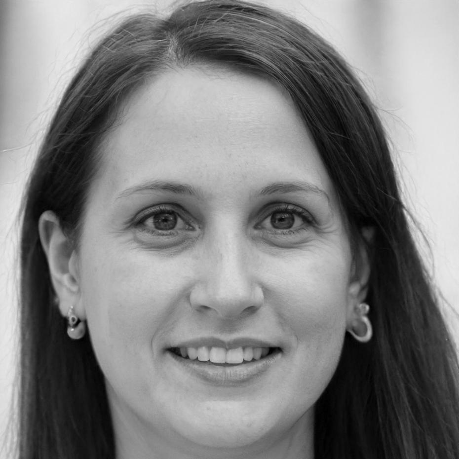 Adrienn Molnár - tartalmi szakértő